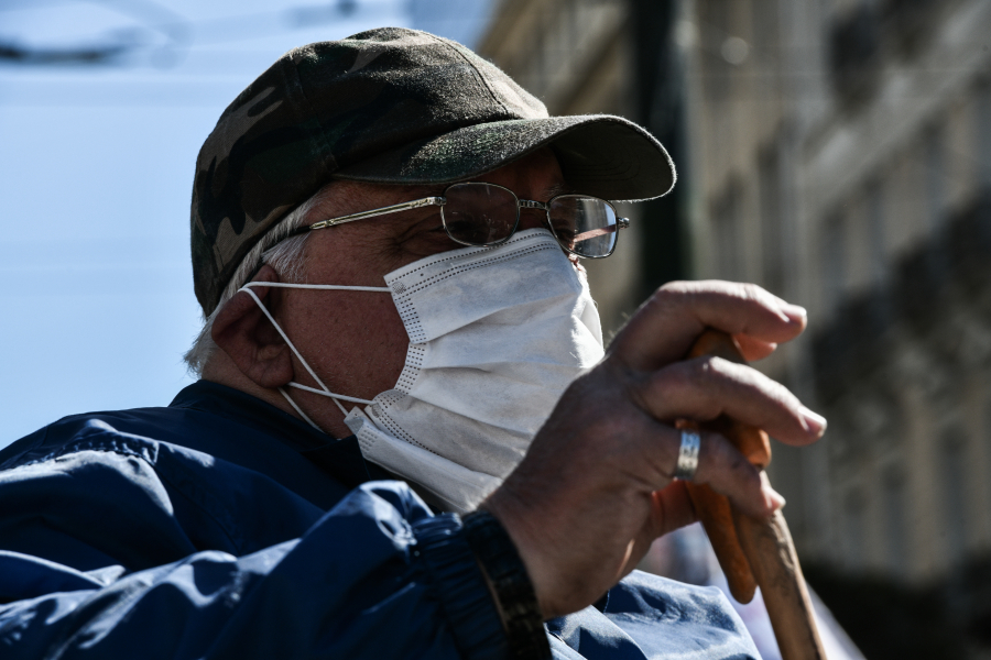 Χατζηδάκης: Έρχεται πρόγραμμα ψηφιακής κατάρτισης για ηλικιωμένους