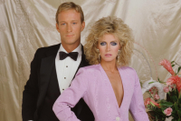 Από τις σαπουνόπερες στο OnlyFans - Η Donna Mills άνοιξε λογαριασμό στα 85 της
