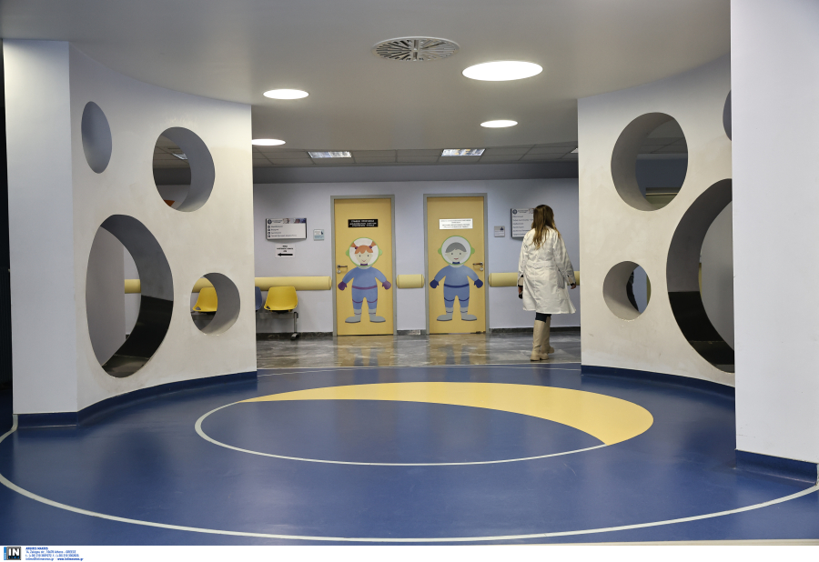 Στο νοσοκομείο με οξεία μέθη 6χρονη, κατανάλωσε μισό μπουκάλι κρασί