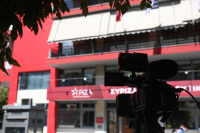 Κουμουνδούρου «μαινόμενη» κατά των πρώην