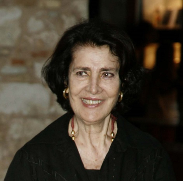 Ειρήνη Παππά: Η πλούσια πορεία, τα βραβεία και τα κορυφαία έργα που σημάδεψαν την καριέρα της