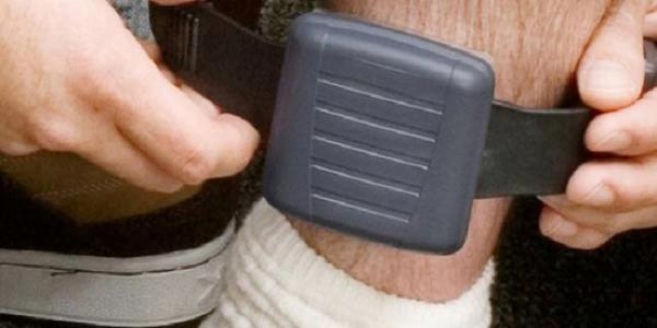 Συμφωνία για το βραχίολι στους κρατουμένους