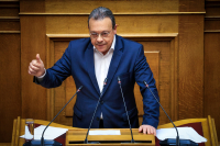 ΣΥΡΙΖΑ: Πίεση στον Μητσοτάκη, κινήσεις για «Προοδευτικό Μέτωπο»