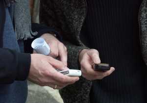 Το mobile internet κερδίζει έδαφος αλλά η κλήση παραμένει ο ηγέτης της επικοινωνίας