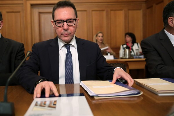 Στουρνάρας-Νουί: Οι ελληνικές τράπεζες θα πρέπει να εντείνουν τις προσπάθειές τους για την μείωση των κόκκινων δανείων