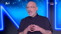 Νίκος Μουτσινάς: Θα με λέτε Κωνσταντίνο