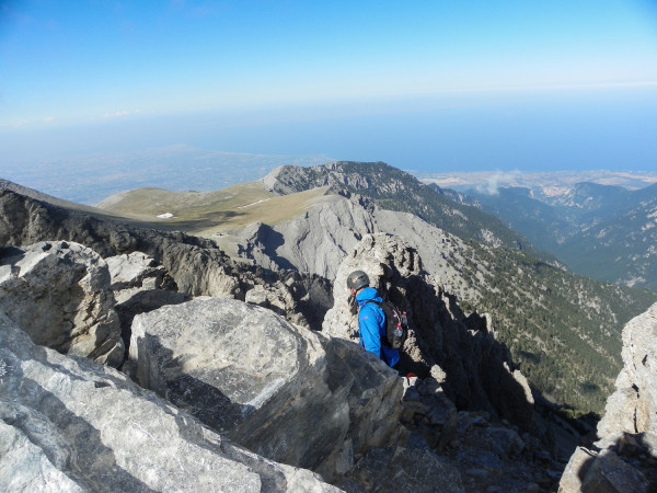 Χωρίς τις αισθήσεις του εντοπίστηκε ορειβάτης στον Όλυμπο