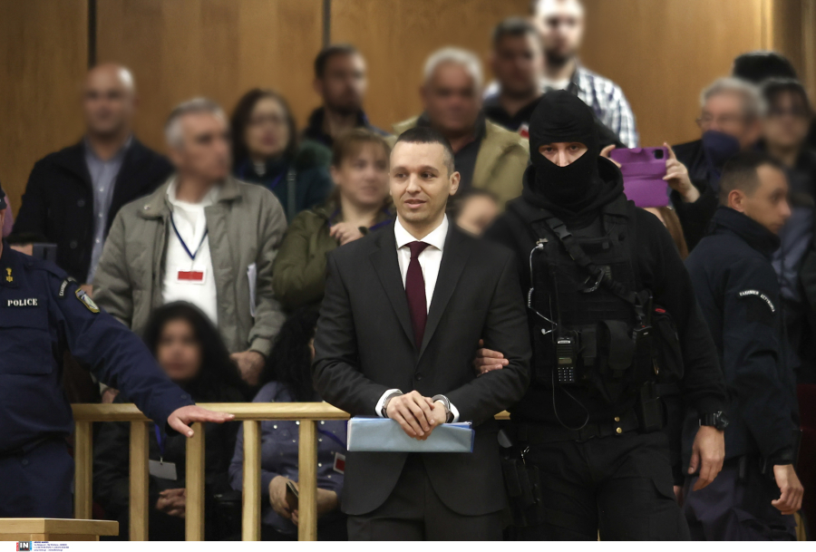 Κασιδιάρης: «Nα κριθούν αντισυνταγματικές οι τροπολογίες και να σταλεί προδικαστικό ερώτημα στα Ευρωπαϊκά Δικαστήρια»