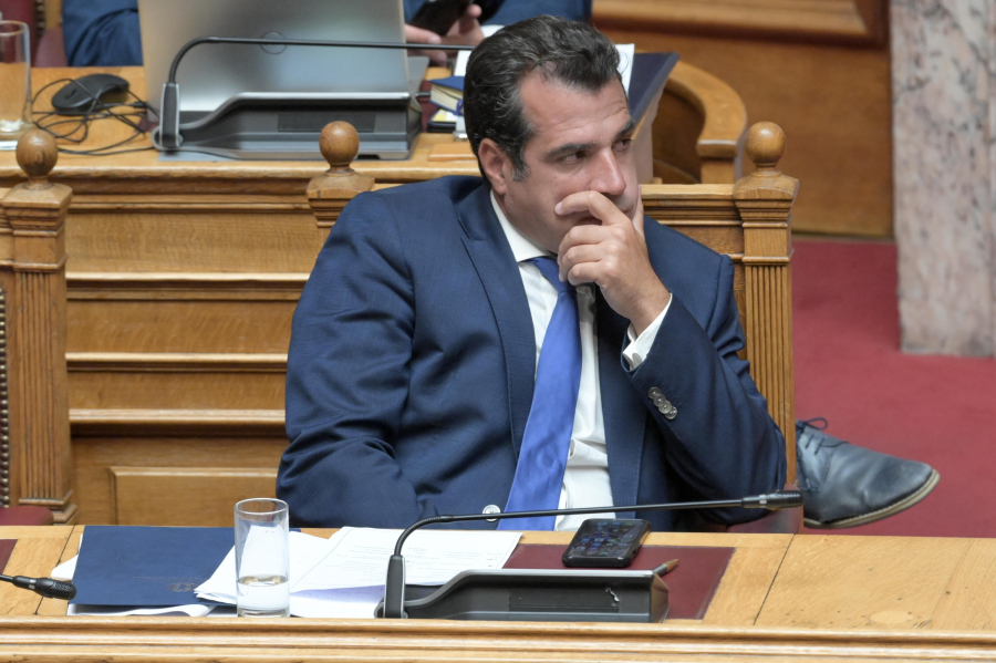 Η Κρήτη εκθέτει τον Πλεύρη