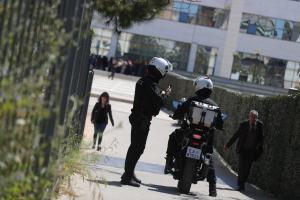 «Ξέφραγο αμπέλι» το Πρωτοδικείο της Αθήνας: Ο προϊστάμενος «δίνει» την αστυνομία για τα ανύπαρκτα μέτρα