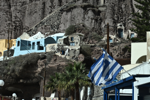 Seismic Activity Near Santorini Eases, But Experts Remain Vigilant