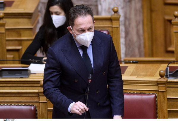 Πέτσας για πρόταση δυσπιστίας: «Ο πνιγμένος από τα μαλλιά του πιάνεται, θα λογοδοτήσουμε όλοι τη Δευτέρα»