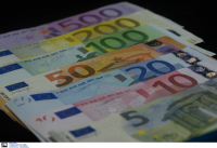 Κοινωνικό μέρισμα: Στα ATM τα χρήματα αλλά με «ψαλίδι» στους δικαιούχους