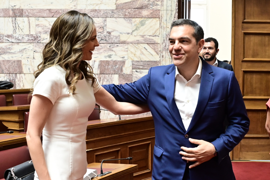 Ομόφωνα πρόεδρος της ΚΟ ο Σωκράτης Φάμελλος, παρουσία Τσίπρα η συνεδρίαση