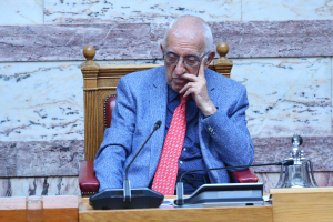 Τα ονόματα των Αλ. Παναγούλη και Γρ. Λαμπράκη θα λάβουν δύο αίθουσες του Κοινοβουλίου