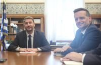 Οριστική η ρήξη Ανδρουλάκη-Δούκα, ως «ώριμο φρούτο» αναμένει την ηγεσία του ΠΑΣΟΚ ο Γερουλάνος