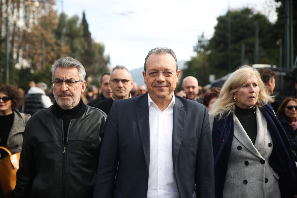 Νέο «όχι» Ανδρουλάκη σε Φάμελλο