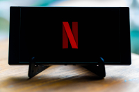 Netflix: Ποια γνωστή σειρά έκοψε μετά τη δεύτερη σεζόν