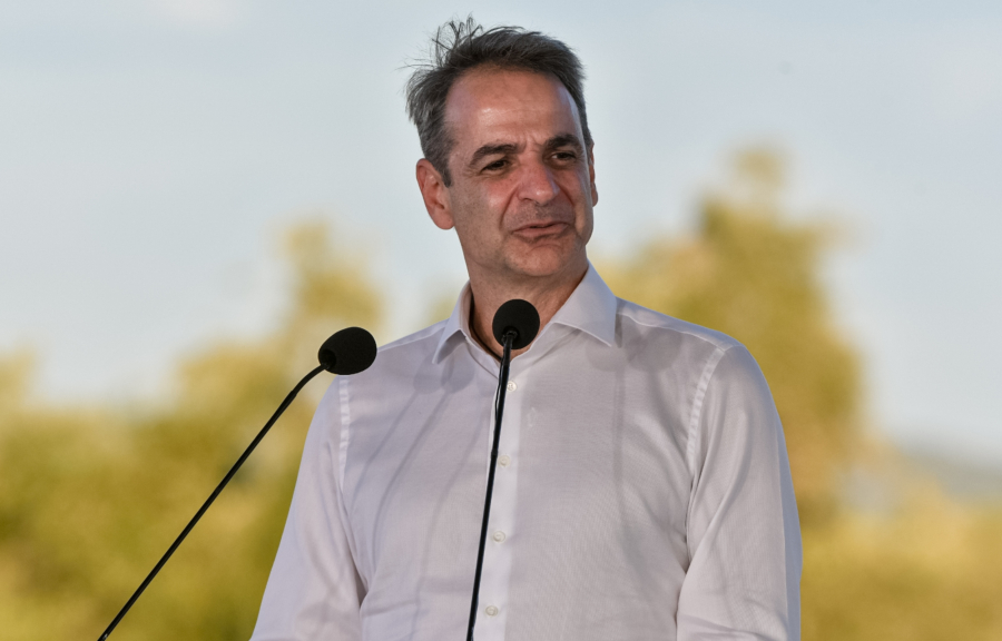 Greek PM Mitsotakis Seeks Reset Amid Scandals and Internal Party Tensions