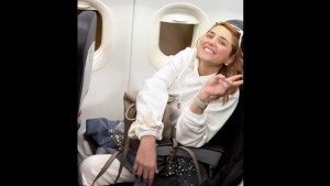 Δεν την άφησαν να ταξιδέψει... χωρίς συνοδό γιατί χρειαζόταν αμαξίδιο: Η απάντηση της Cyprus Airways στην αδιανόητη καταγγελία