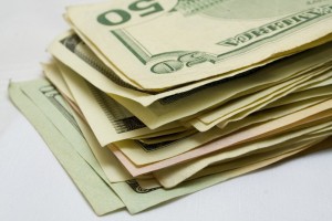 Το δολάριο οδεύει προς τη χειρότερη χρονιά του από το 2003