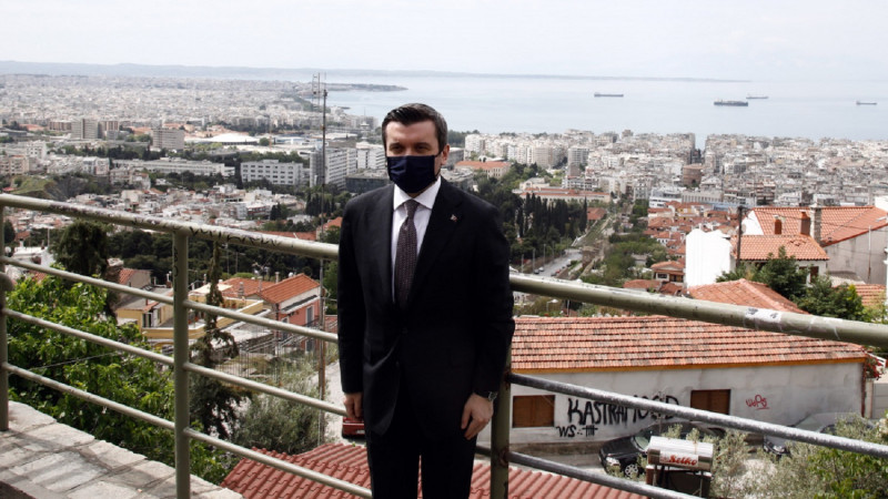 Προκλητικός ο Τούρκος υφυπουργός Εξωτερικών από τη Θεσσαλονίκη: «Δεν αποδεχόμαστε πιέσεις και περιορισμούς στους ομογενείς μας»