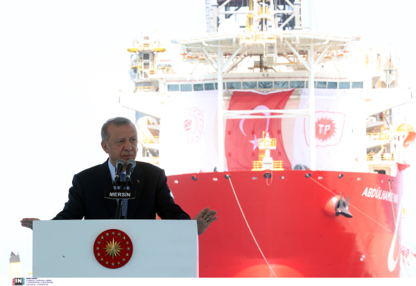 Νέα επίθεση Ερντογάν στην Ελλάδα: «Καταπιέζει την "τουρκική" μειονότητα στην Θράκη»