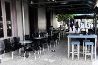 Σε απόγνωση οι επιχειρήσεις: Κατακόρυφες οι αυξήσεις των δημοτικών τελών - Φτάνουν και 500%