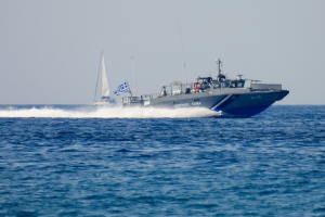 Αγαθονήσι: Προειδοποιητικές βολές από σκάφος του λιμενικού σε τουρκικό αλιευτικό