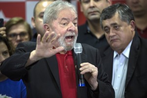 Βραζιλία: Δέσμευση λογαριασμών και κατάσχεση ακινήτων του πρώην πρέδρου Λούλα