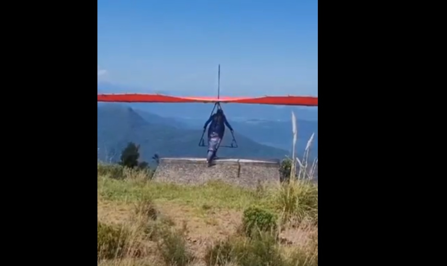 Τραγωδία στη Βραζιλία: Η στιγμή που αεροπτεριστής πέφτει από ύψος 180 μέτρα