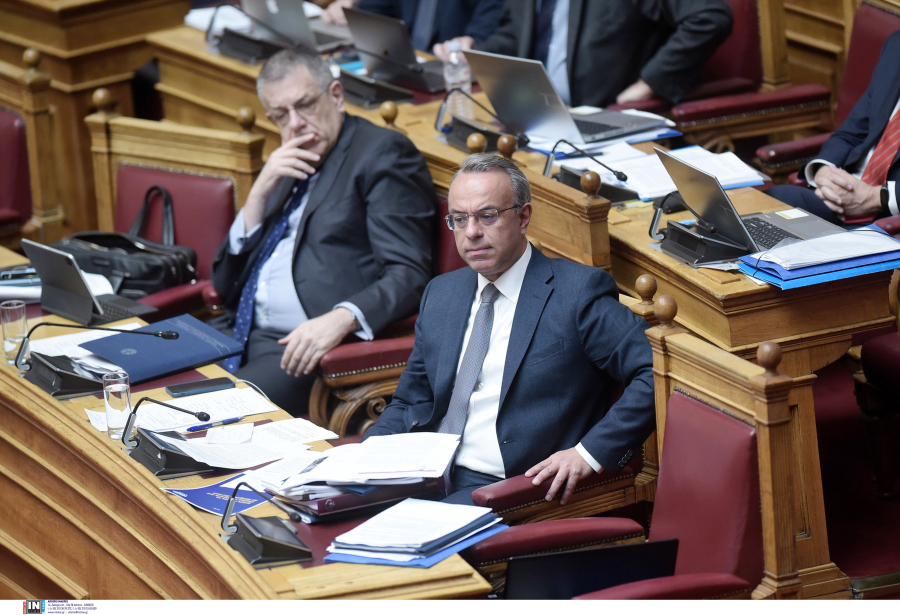 Βουλή: Μπρα ντε φερ κυβέρνησης αντιπολίτευσης για τα Τέμπη