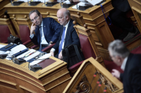 Άγρια σύγκρουση Φλωρίδη-Αντιπολίτευσης: «Θέλετε τους εγκληματίες έξω» - «Είσαι λίγος»
