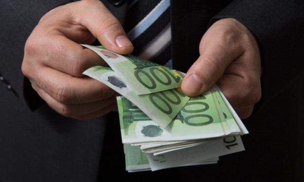 Καταδίκη εργοδότη στη Μεσσηνία: Ανάγκαζε τους εργαζόμενους να επιστρέφουν δώρα και επιδόματα