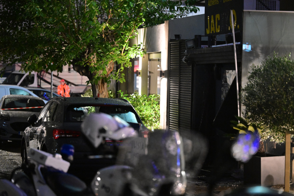 Έκρηξη σε νυχτερινό κέντρο στη Μιχαλακοπούλου