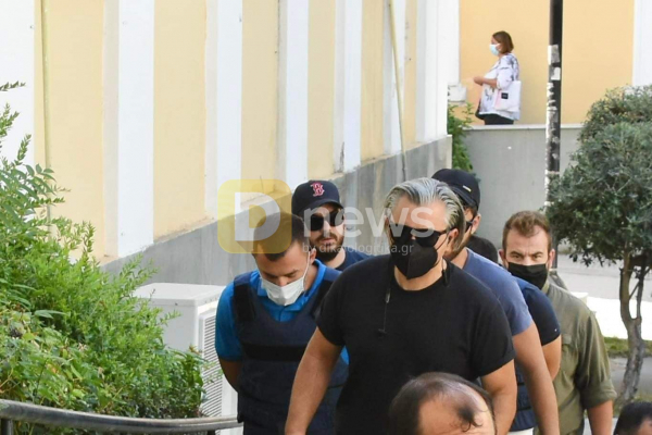 Ραφήνα: Στον ανακριτή οι δύο δράστες της δολοφονίας του 42χρονου