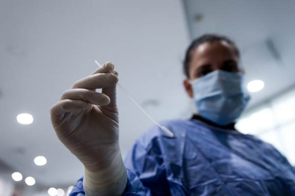 Χάρτης διασποράς: Κοντά στα 13.000 κρούσματα η Αττική, 3.496 στη Θεσσαλονίκη - 23 περιφέρειες στο κόκκινο