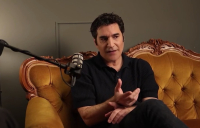 Χριστόφορος Παπακαλιάτης: Ο λόγος που άλλαξε τίτλο το «Maestro» στο Netflix (Βίντεο)