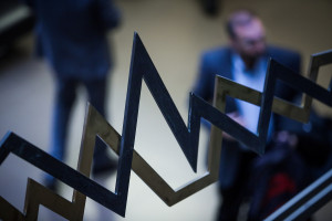 Αυτή ειναι η πρώτη χώρα που κλείνει το χρηματιστήριο ο... κορονοϊός