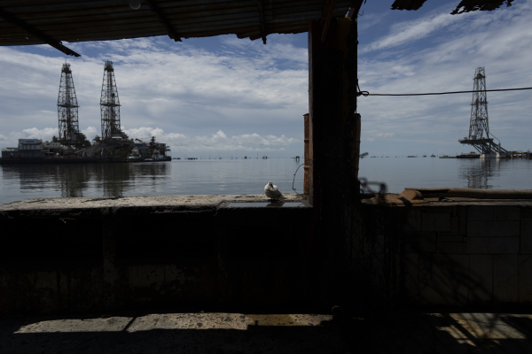 Συνομιλίες Καράκας – Ουάσινγκτον για εξαγωγή πετρελαίου από τη Βενεζουέλα στις ΗΠΑ