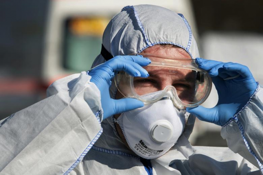 Χατζάκης για Μετάλλαξη Μποτσουάνα: Αν είναι μεταδοτική, μας ενδιαφέρει αν κάνει βαριά νόσο