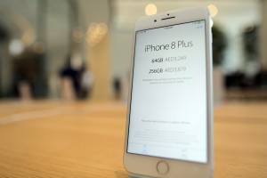 Τεράστιες ουρές αναμονής για το νέο iPhone X παρά την τσουχτερή τιμή του