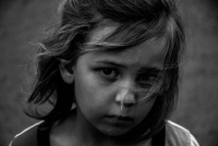 Σύμφωνα με την ψυχολογία, τα παιδιά που μεγαλώνουν μέσα σε καβγάδες και εναλλαγές διάθεσης αναπτύσσουν μεγαλύτερη ευαισθησία στα συναισθήματα των άλλων