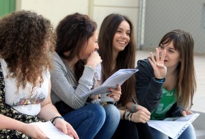 Η ζέστη οδηγεί στην "ελεύθερη πτώση" των βαθμών των μαθητών στις εξετάσεις