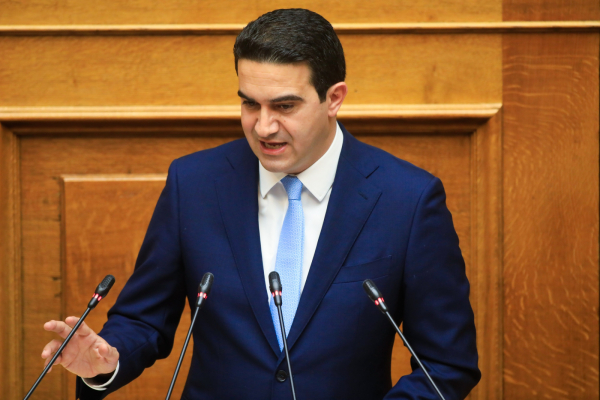 Κατρίνης: Ένα drone επιβεβαίωσε ότι η χώρα είναι ξέφραγο αμπέλι