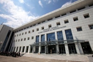 Το Υπουργείο Παιδείας καταδικάζει την κατάληψη στο Πανεπιστήμιο Αθηνών