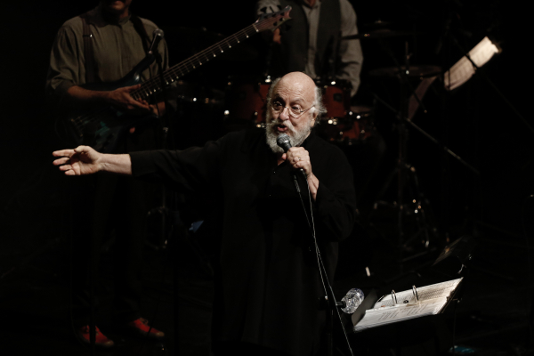 Διονύσης Σαββόπουλος: Tο έργο του παρακαταθήκη στα σχολικά βιβλία