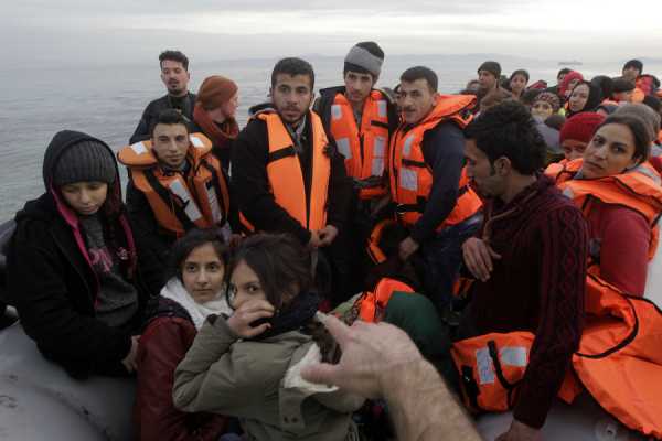 Πελεγρίνης: Μείζον αίτημα των προσφύγων αποτελεί το άνοιγμα των συνόρων