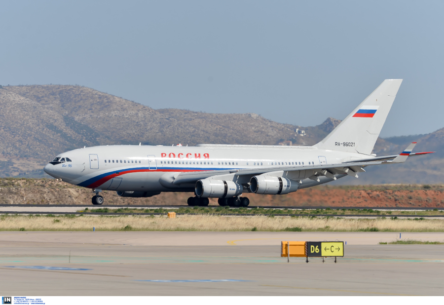 «Λάδι στη φωτιά» ρίχνει η Ρωσία: Σχεδιάζει απευθείας πτήσεις προς τα κατεχόμενα (βίντεο)