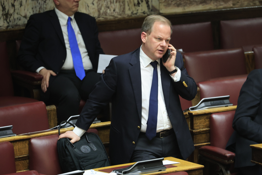 Η δύσκολη ώρα των κυβερνητικών αποφάσεων για τον Κώστα Αχ. Καραμανλή